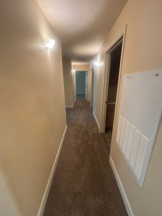 Building Photo - 6740 N Spurwing Loop