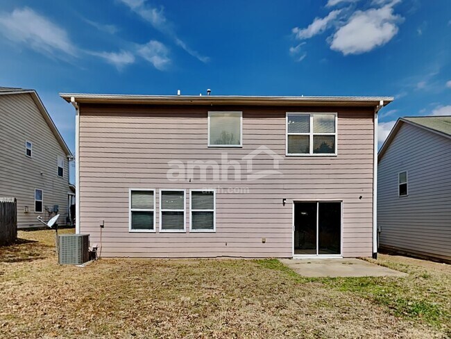 Building Photo - 125 Parkmont Ct