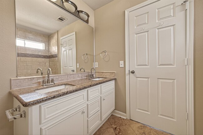 Building Photo - 19710 Twin Canyon Ct