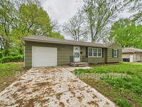Building Photo - 10525 Skiles Ave