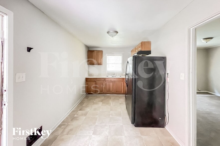 Building Photo - 1107 Indale Pl SW