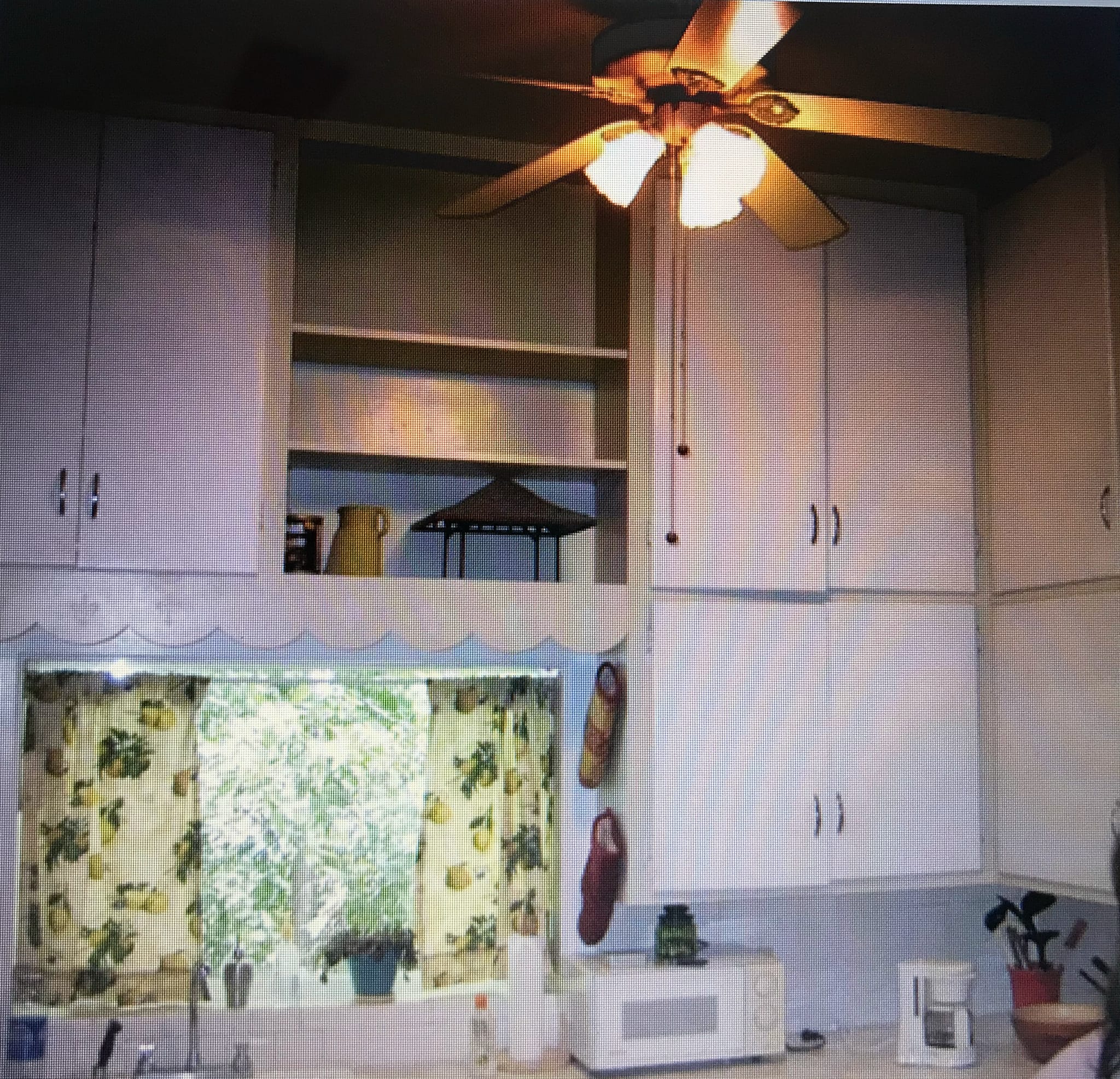 Building Photo - 617 S Sherwood St