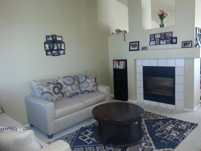 Building Photo - Single Family Home For Rent