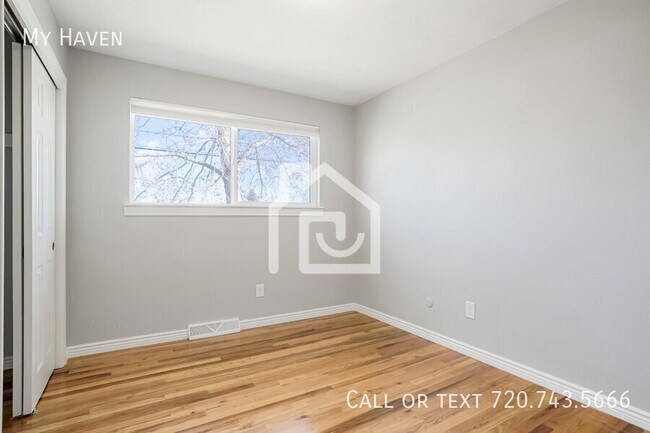 Building Photo - 5287 Indiana St