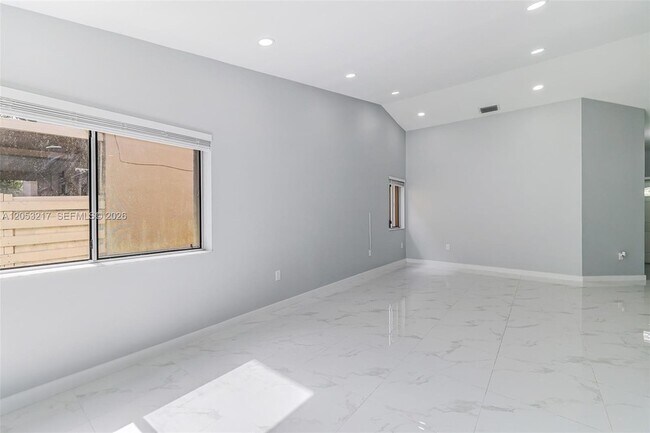 Building Photo - 13765 SW 145th St