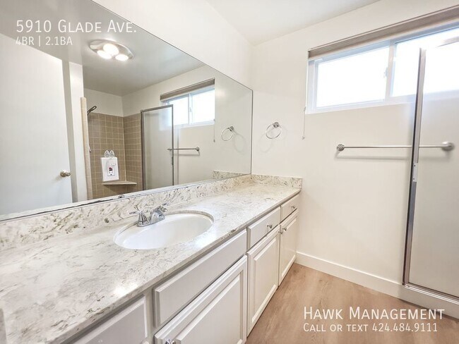 Building Photo - 5910 Glade Ave