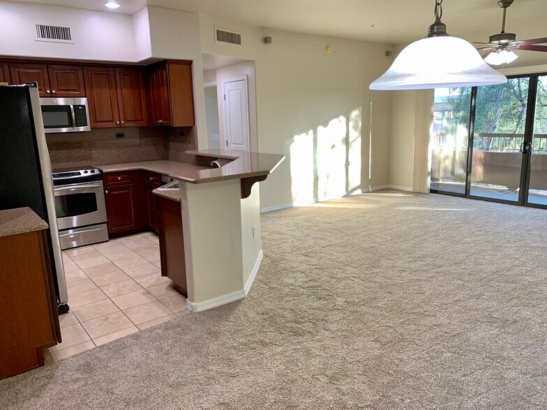 Main Living Area - 20660 N 40th St