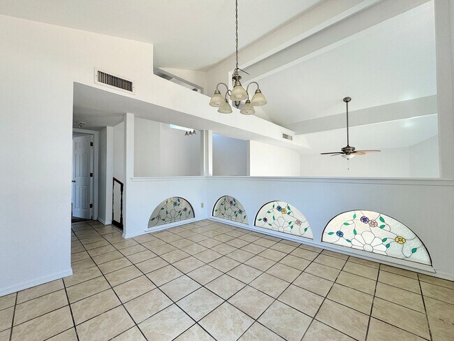 Building Photo - Northeast El Paso 3 Bed Refrig A/C split T...