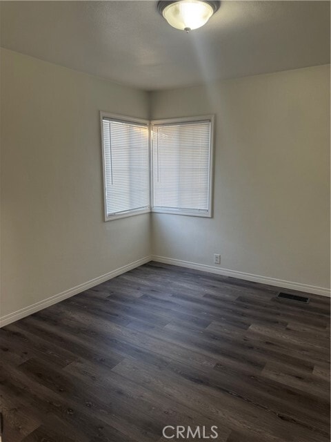 Building Photo - 11286 San Mateo Dr