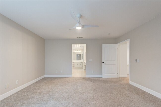 Building Photo - 467 Camino Verde