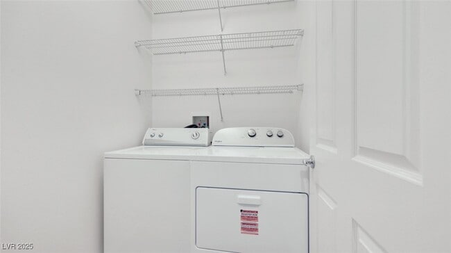 Building Photo - 9869 Iris Valley St