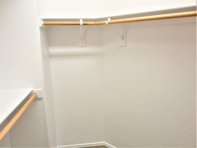 Building Photo - 4889 S Mosley Dr