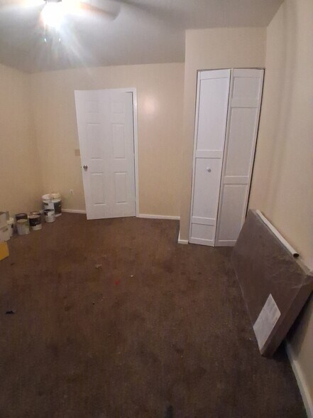 Building Photo - 51 Grant Ave