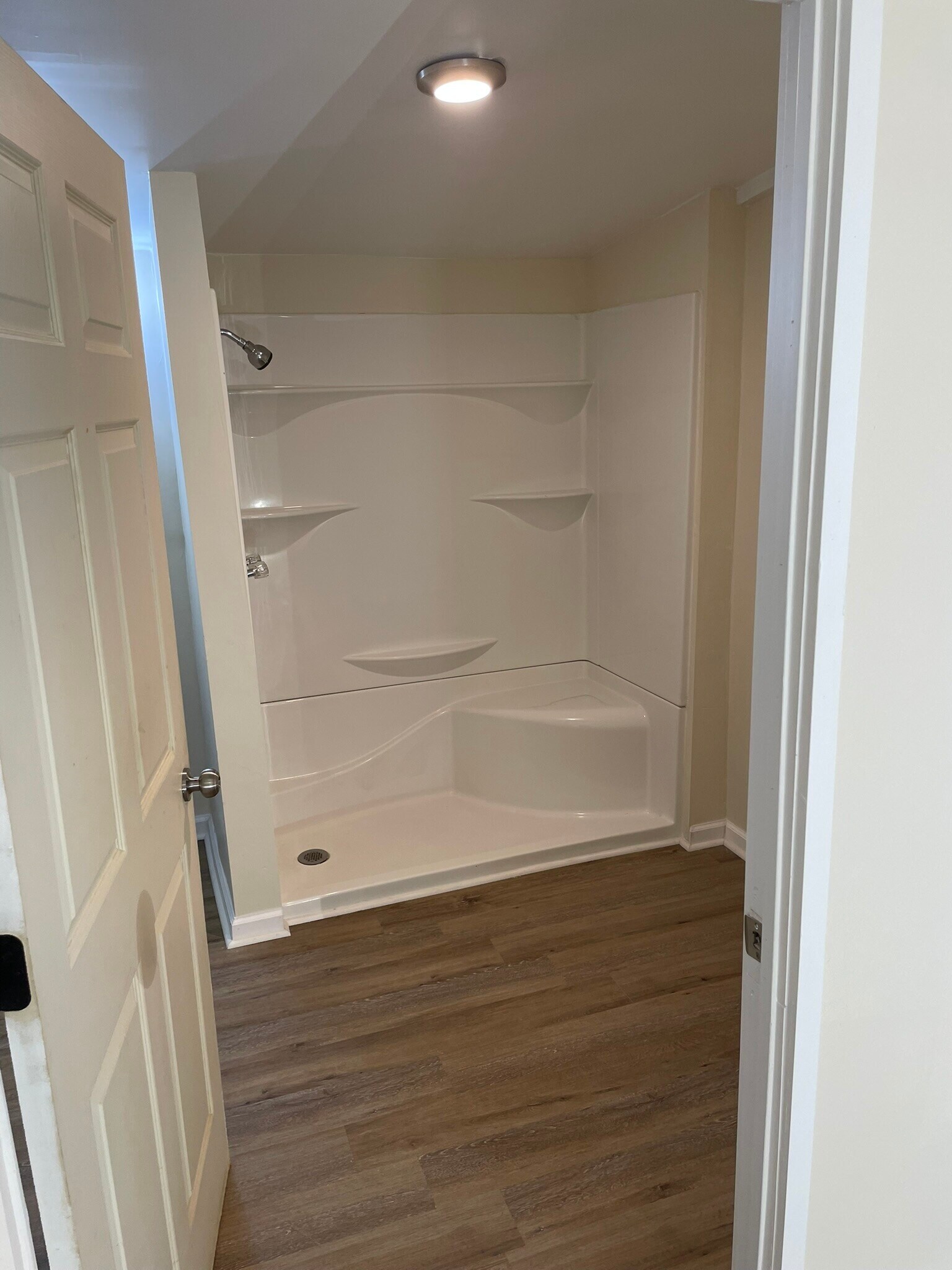 Master Bath - 243 Cobb St