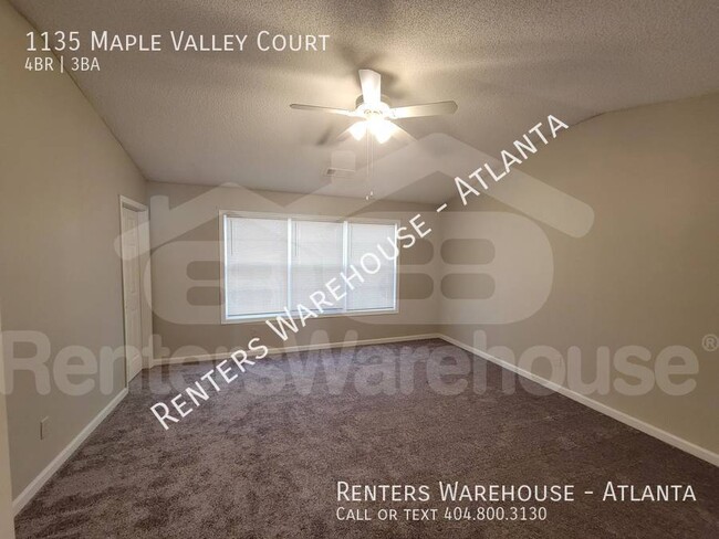 Building Photo - Great Townhouse in Union City&#039;s Maple...