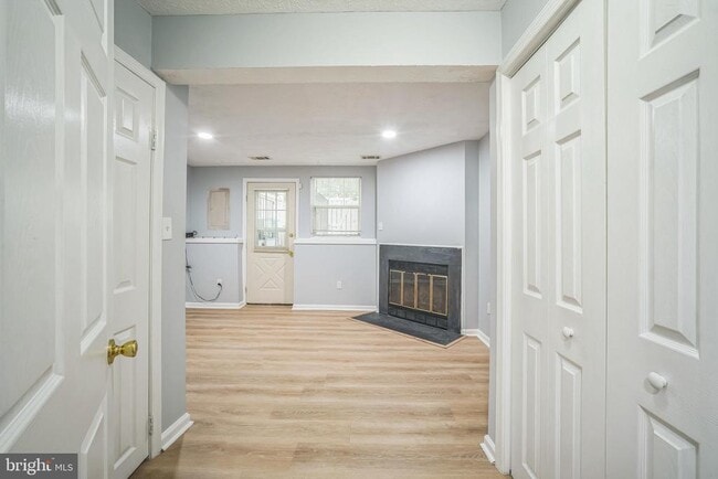 Building Photo - 1613 Fieldthorn Dr