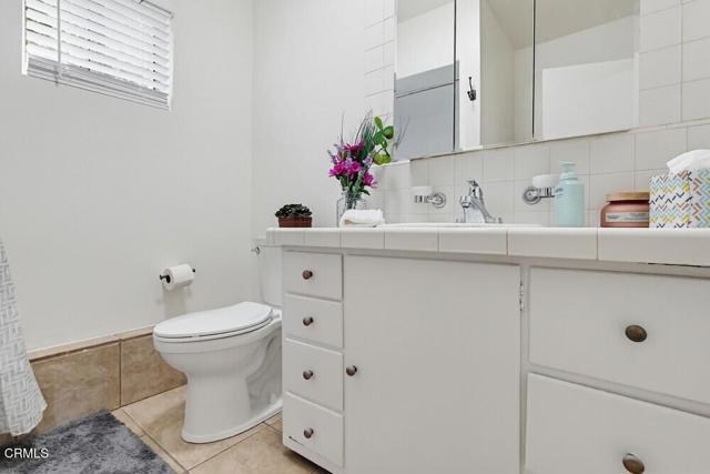 Building Photo - 1608 N Grand Oaks Ave