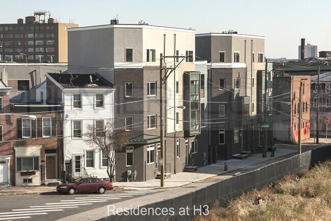 Building Photo - Northern Liberties Townhome