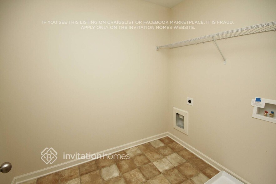 Building Photo - 4261 Henry Ridge Ct