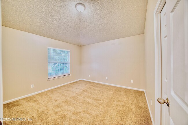 Building Photo - 4716 E Catbrier Ct