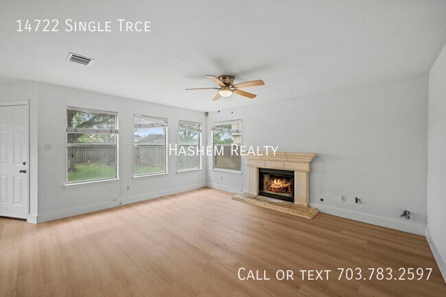 Building Photo - 14722 Single Trce