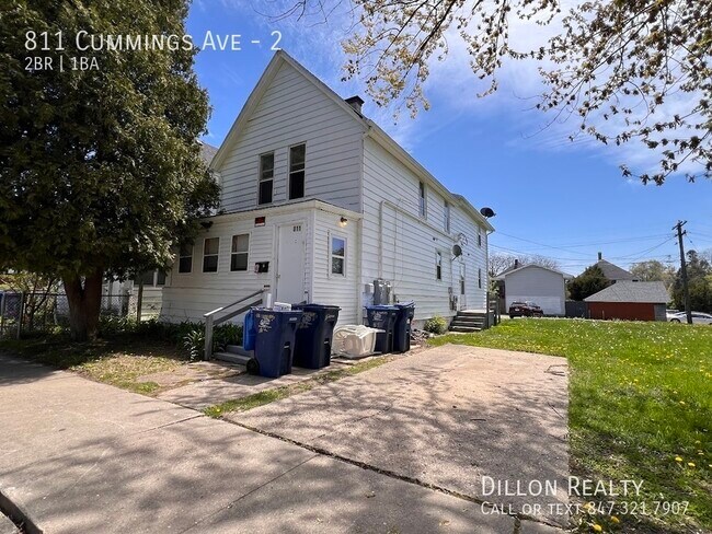 Building Photo - 811 Cummings Ave