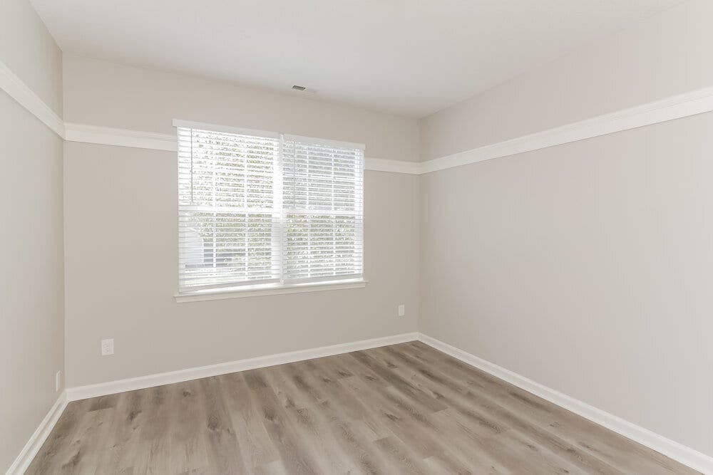 Building Photo - 7223 Claiborne Woods Rd