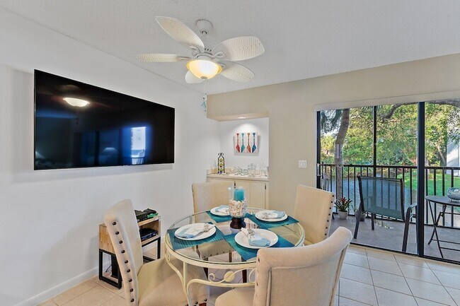 Building Photo - 1605 S US Hwy 1