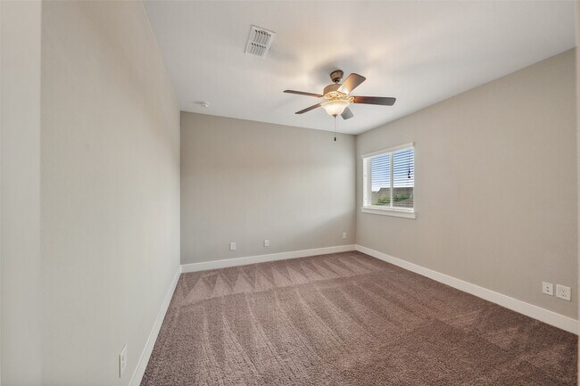 Building Photo - 16815 Osprey Bend Dr