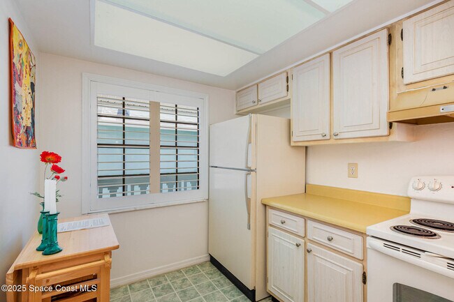 Building Photo - 1999 S Banana River Blvd