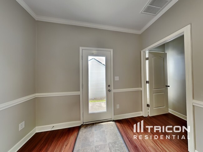 Building Photo - 12405 Walden Lea Dr