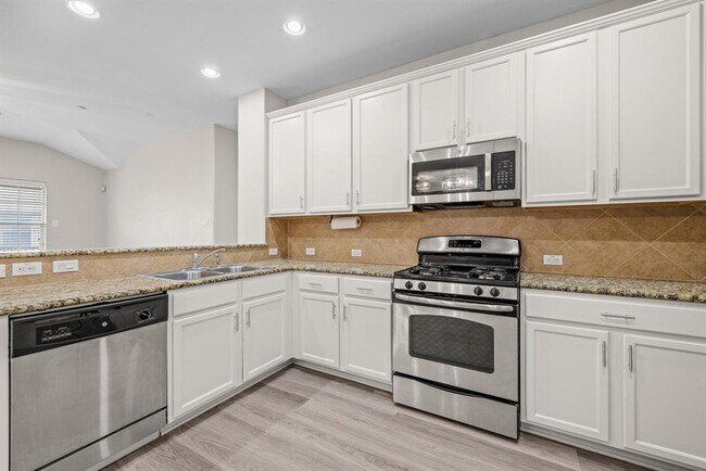 Building Photo - 14815 Avery Ranch Blvd