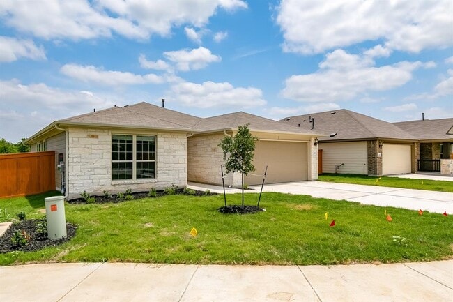 Primary Photo - 261 Horsemint Way