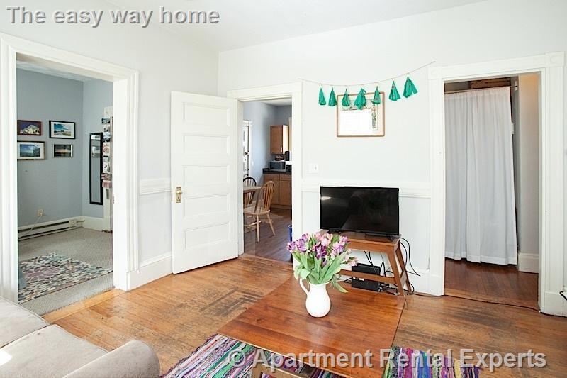 Building Photo - 3 Kinnaird St