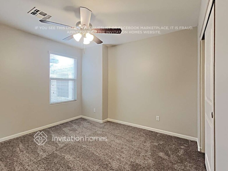 Building Photo - 1417 S Ponderosa Dr