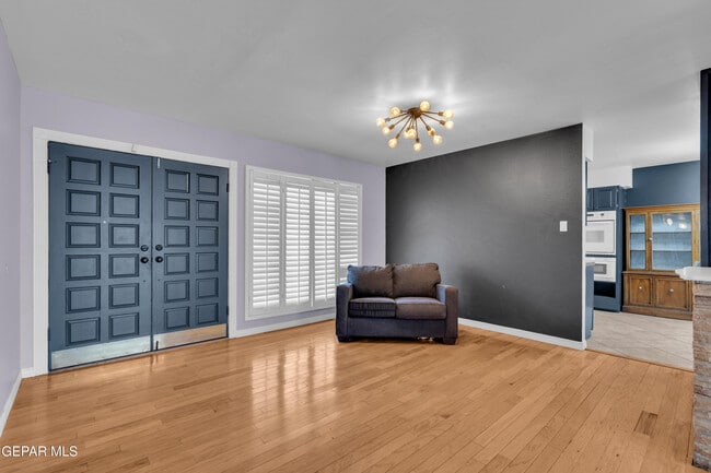 Building Photo - 4200 Wallington Dr