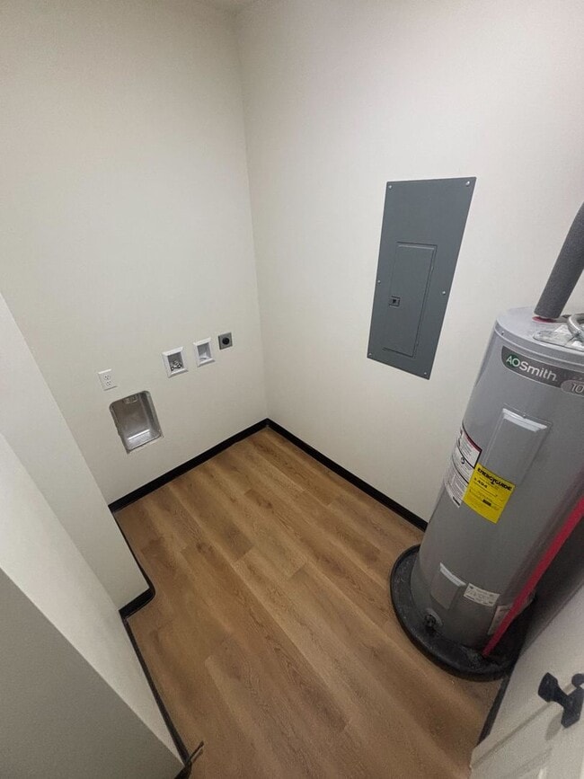 Building Photo - 231 Walnut Hill Ln