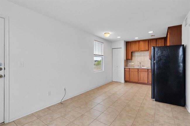 Building Photo - 1629 Arbor Knot Dr