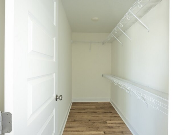 Building Photo - 128 Enclave Ct