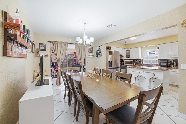 Building Photo - 564 NW 55th St