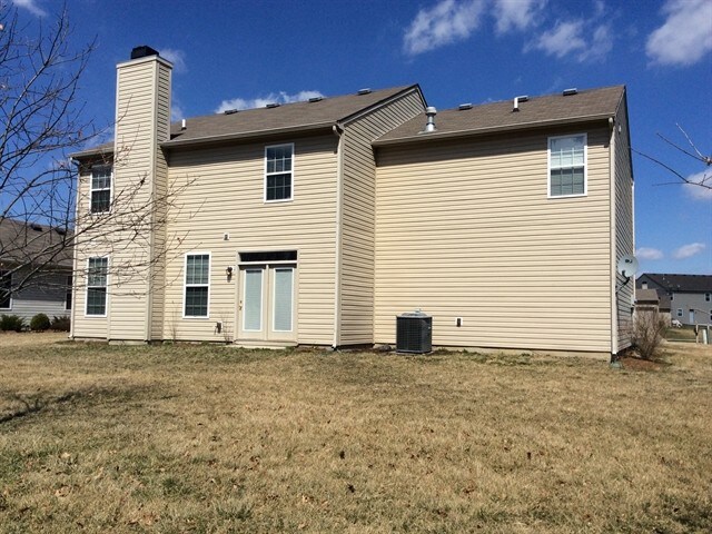 Building Photo - 1413 Softwind Dr