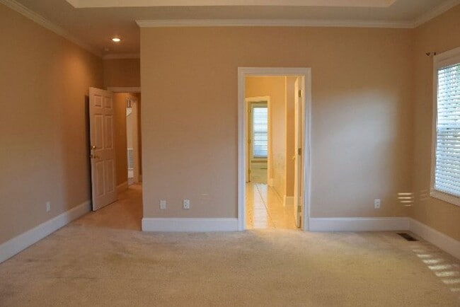 Building Photo - 5 Bed, 3.5 Bath in Columbia County!