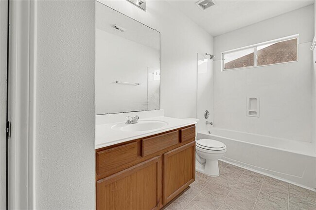 Building Photo - 21818 Westfield Ridge Dr