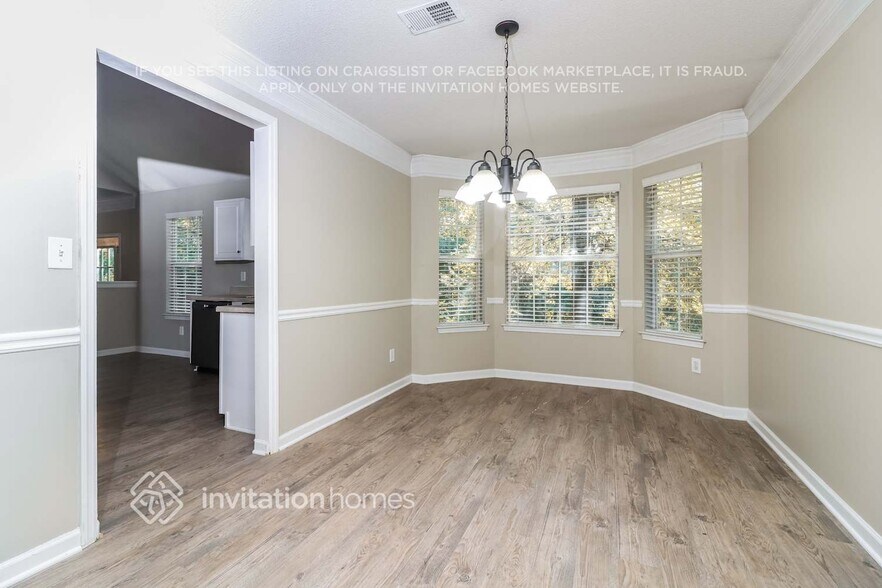Building Photo - 5725 Crystal Springs Way