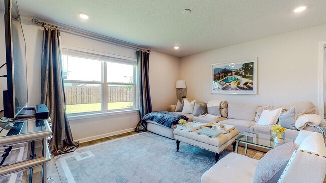 Building Photo - Coming Soon! 4 bed 2 bath home located in Hammock Bay!