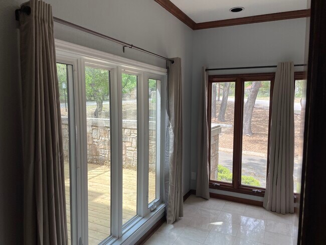 Building Photo - 8000 Donore Pl