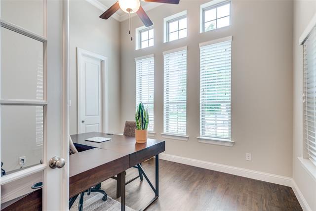 Building Photo - 881 Mountain Laurel Dr