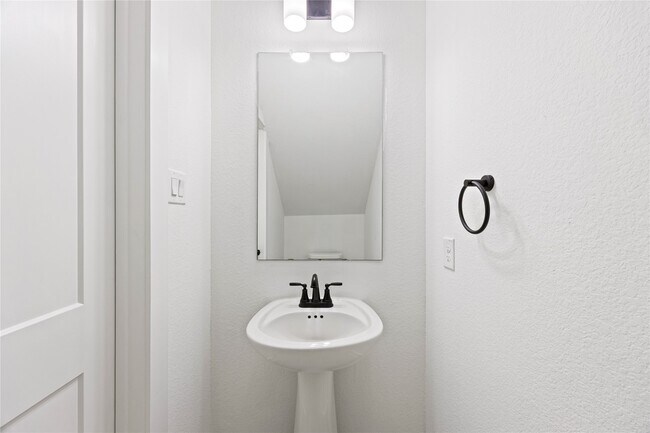 Building Photo - 10636 Wild Chives