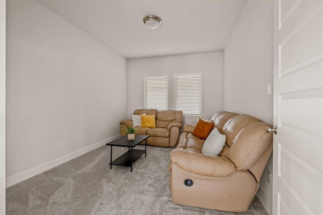 Building Photo - 14516 Kira Ln