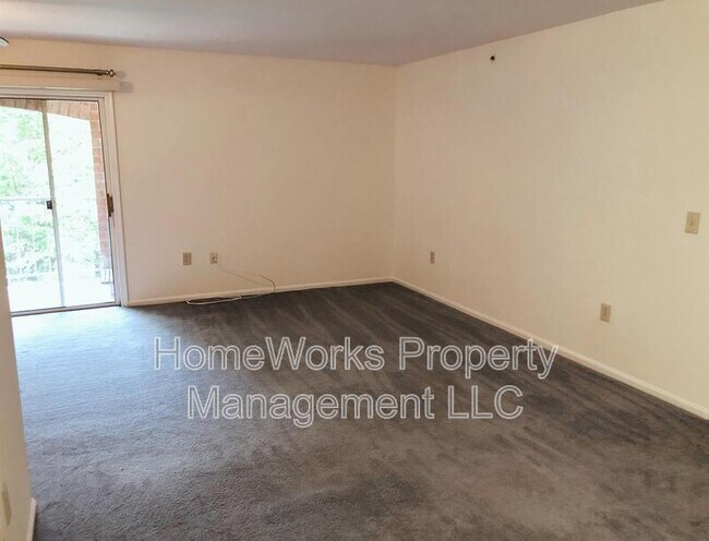 Building Photo - 3800 Meghan Dr